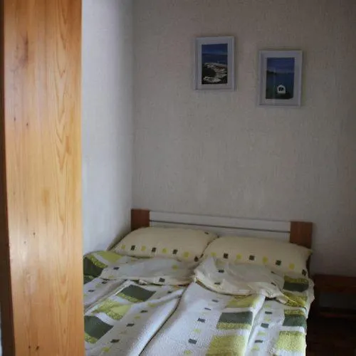 Apartment Apartmani Andreja Pinezici  Croatia